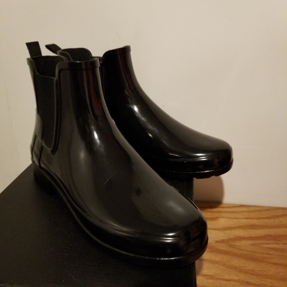 Hunter slim Chelsea rain boot